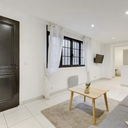 250 Sainte - Superb In Apartment